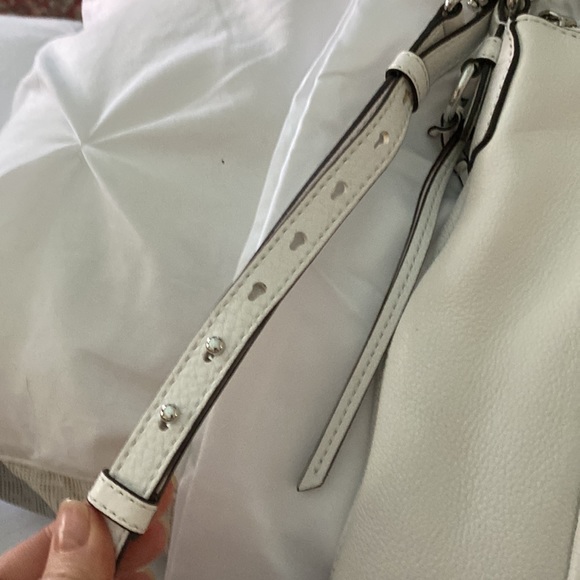 NWOT Michael Kors White Leather purse - Picture 4 of 6